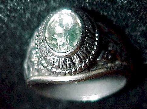 1984ring.jpg (31020 bytes)