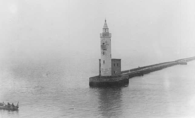 47port12.jpg (13367 bytes)