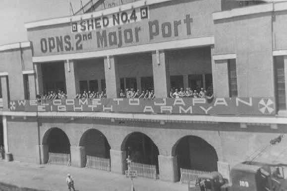 47port14.jpg (22012 bytes)