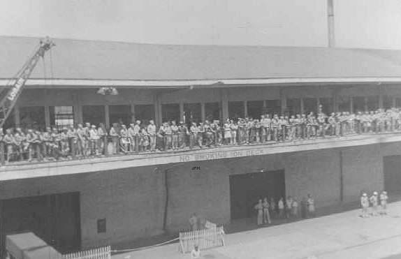 47port16.jpg (18332 bytes)