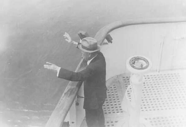 47port7.jpg (13941 bytes)