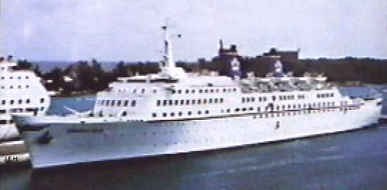 rechard5.jpg (19544 bytes)